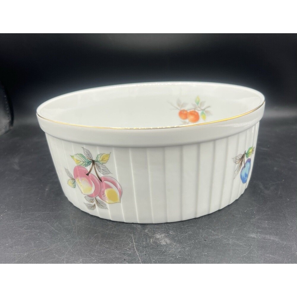 Andrea by Sadek Fruit 7531 9” Round Baker Casserole Dish Oven To Table Japan